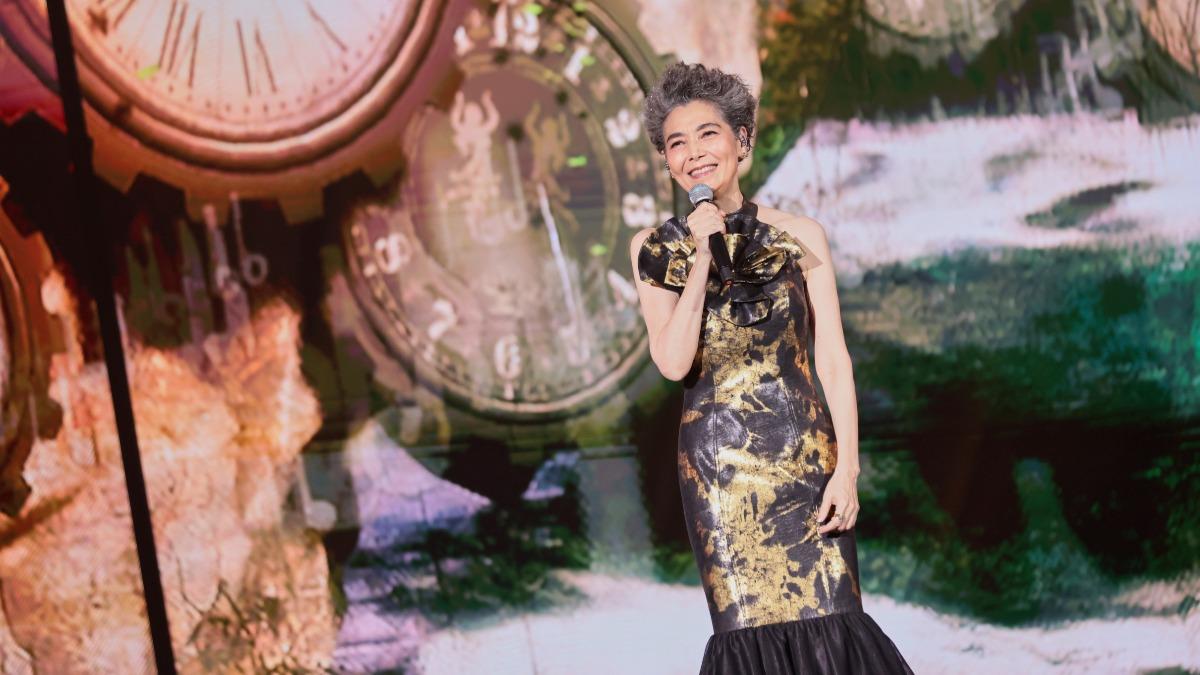 賴佩霞演唱〈恰似你的溫柔〉。(圖/中華音樂人交流協會提供)