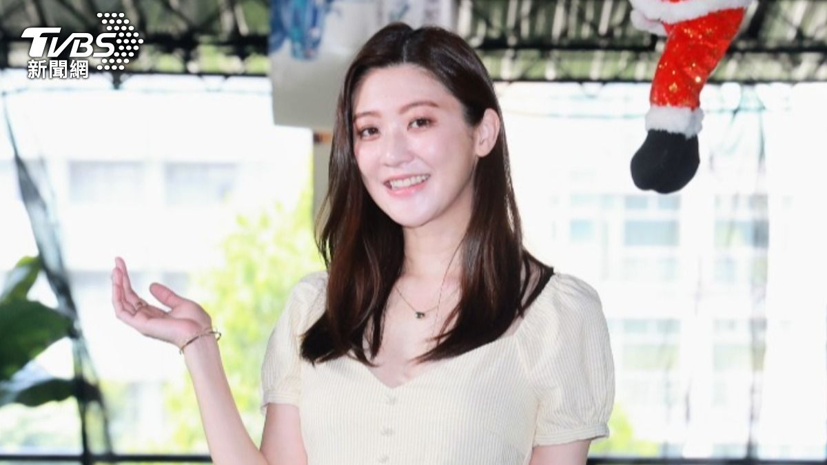 張睿家情人節公開「相戀13年美嬌妻」 前女友尷尬回應了