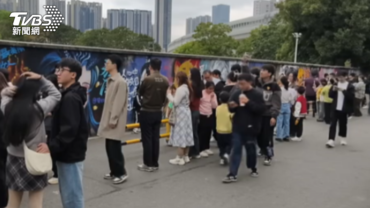 深圳哪吒主題塗鴉牆吸引民眾打卡。(圖/TVBS)