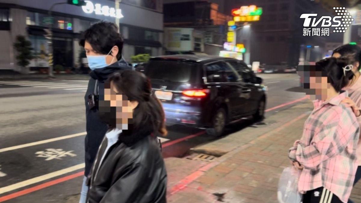 全案依涉嫌妨害風化罪嫌移請高雄地檢署偵辦。(圖/TVBS)