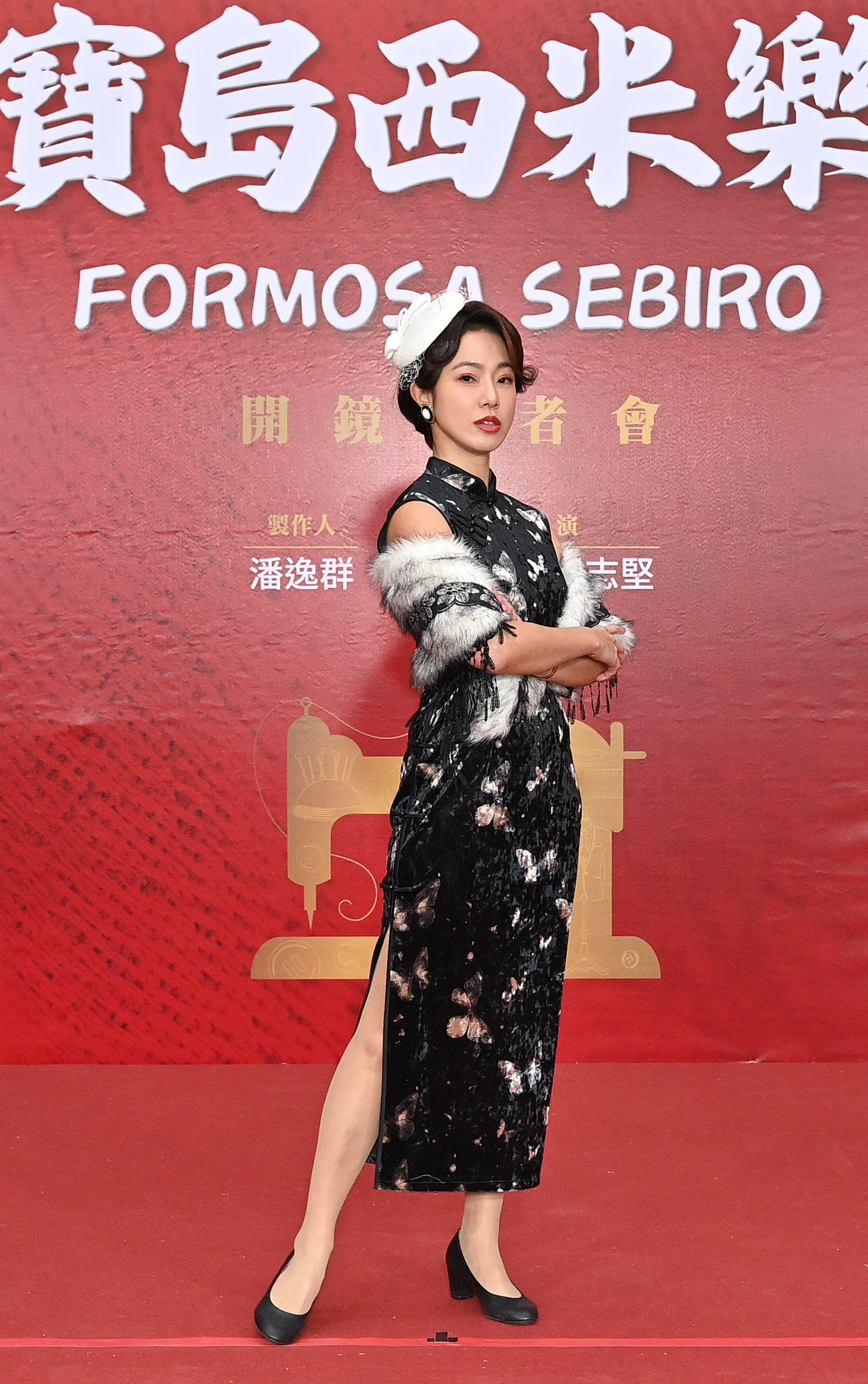 黃瑄以華麗戲服亮麗現身《寶島西米樂》開鏡儀式。(圖/台視提供)