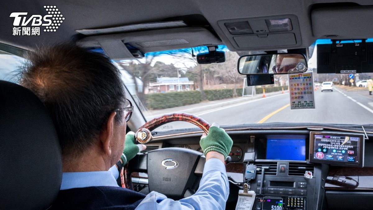 司機開錯路…韓女大生「誤以為被綁架」高速跳車　遭後車當場輾斃