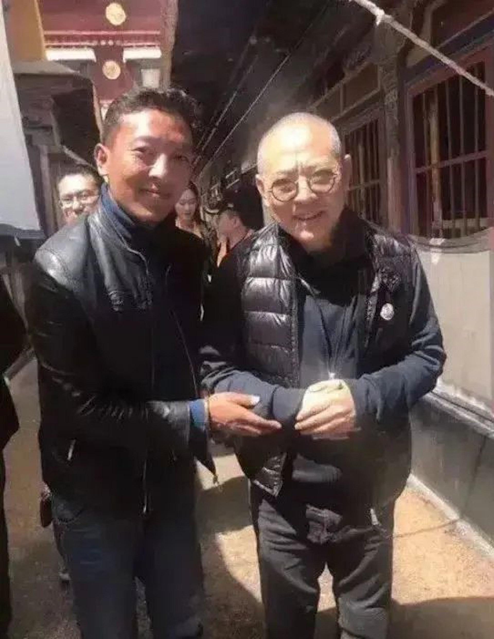 網路上甚至流出一張李連杰老態龍鐘的照片。(圖/翻攝自網路)