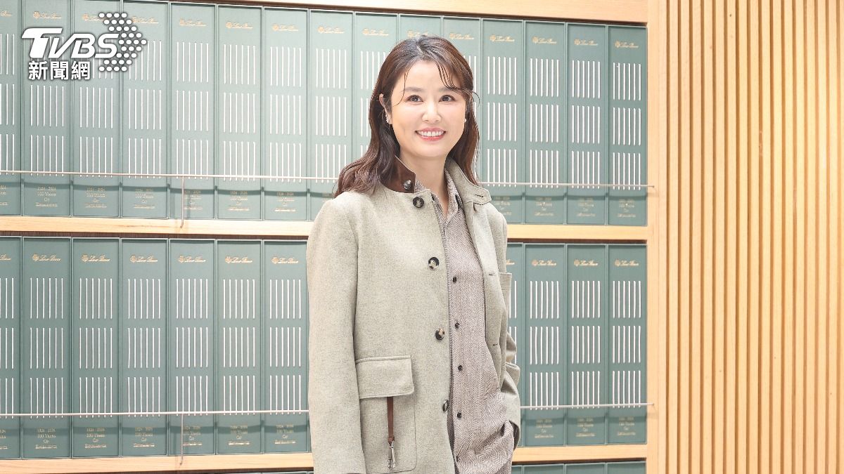 林心如母女排隊買當紅公仔！西門町苦等半小時　竟沒人認出