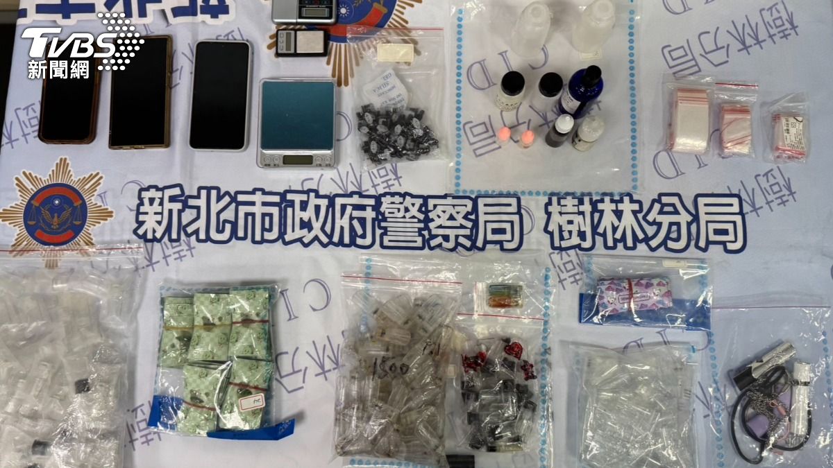 警方查獲相關證物。(圖/TVBS)