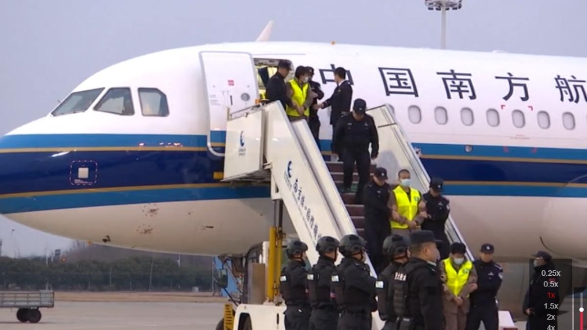 大陸將派4架包機遣返嫌犯(圖/CCTV+)