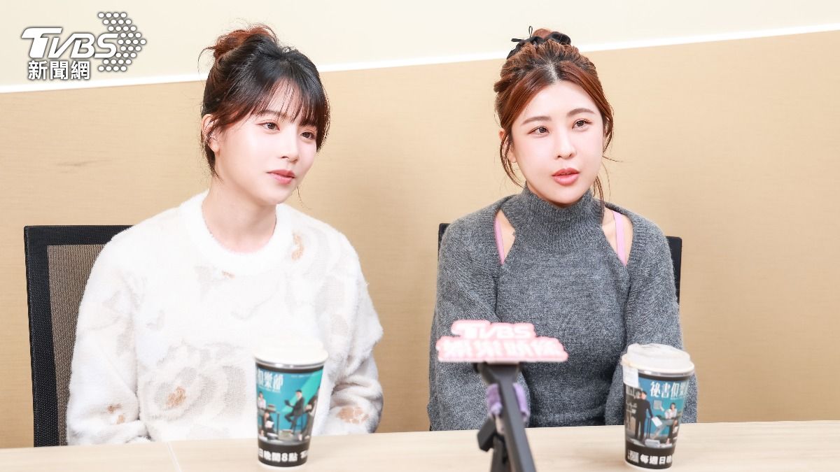 木星(右)與王上菲接受《TVBS新聞網》專訪。(圖/趙世平攝)