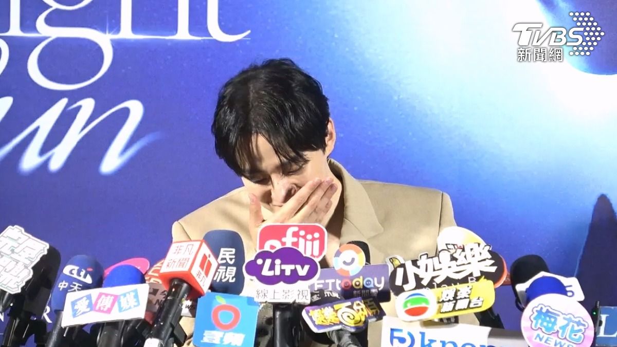 李俊昊還露出想吃豬腳麵線的表情。（圖／張哲鳴攝）