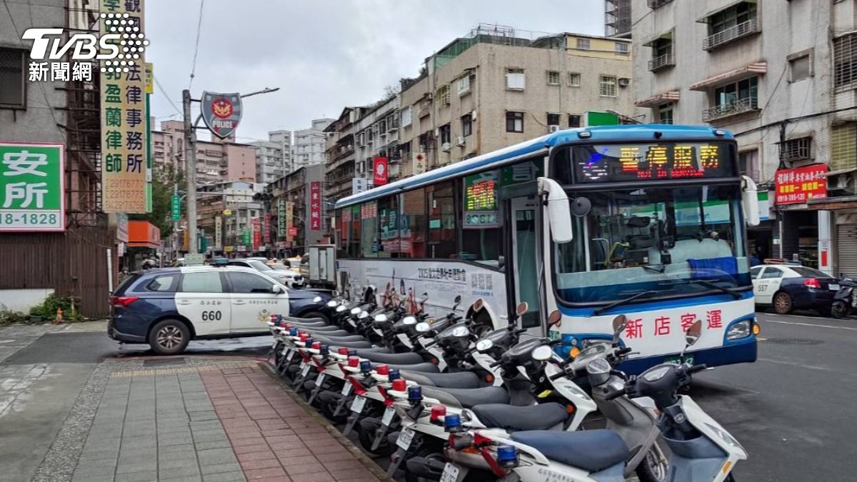所幸雙方無人受傷,詳細車禍原因有待後續釐清。(圖/TVBS)