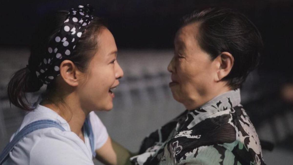 劉若英至親離世！痛揭最後一面「在我手心失去溫度」　下跪磕頭送別