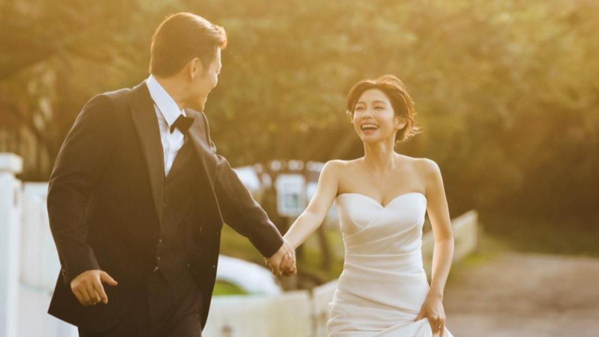 婚紗照出爐「全沒陳志強正臉」 曾智希:誰知道我老公長怎樣?