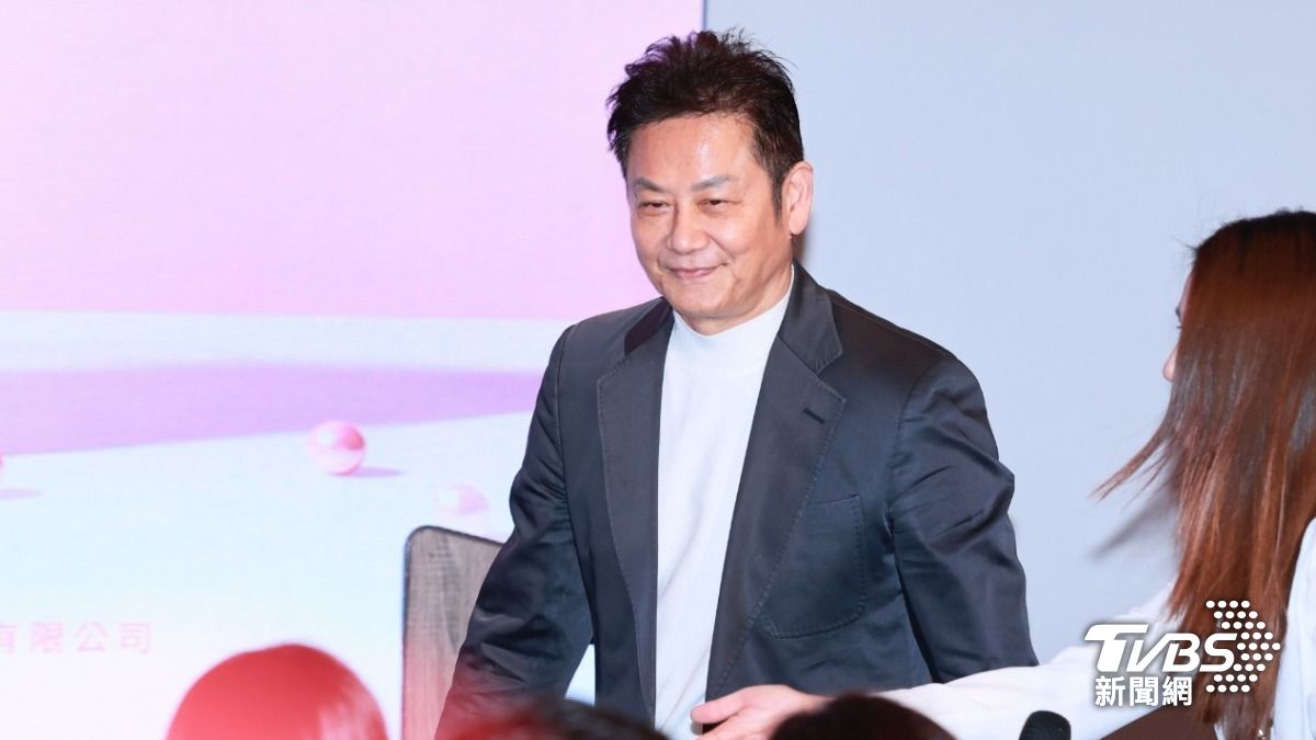 徐乃麟火大戰網友！護3歲外孫嗆「沒告死你不罷休」　找警察上門逮人