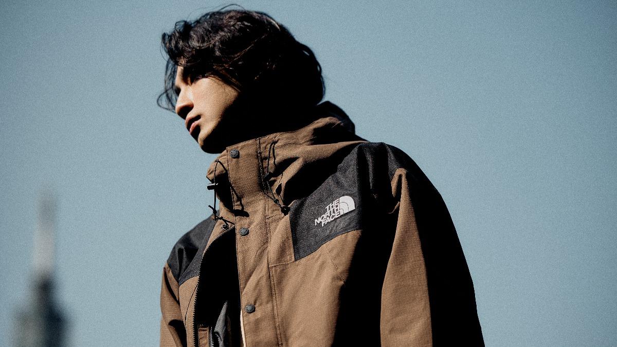 章廣辰身著MOUNTAIN JACKET防水外套。（圖／The North Face提供）