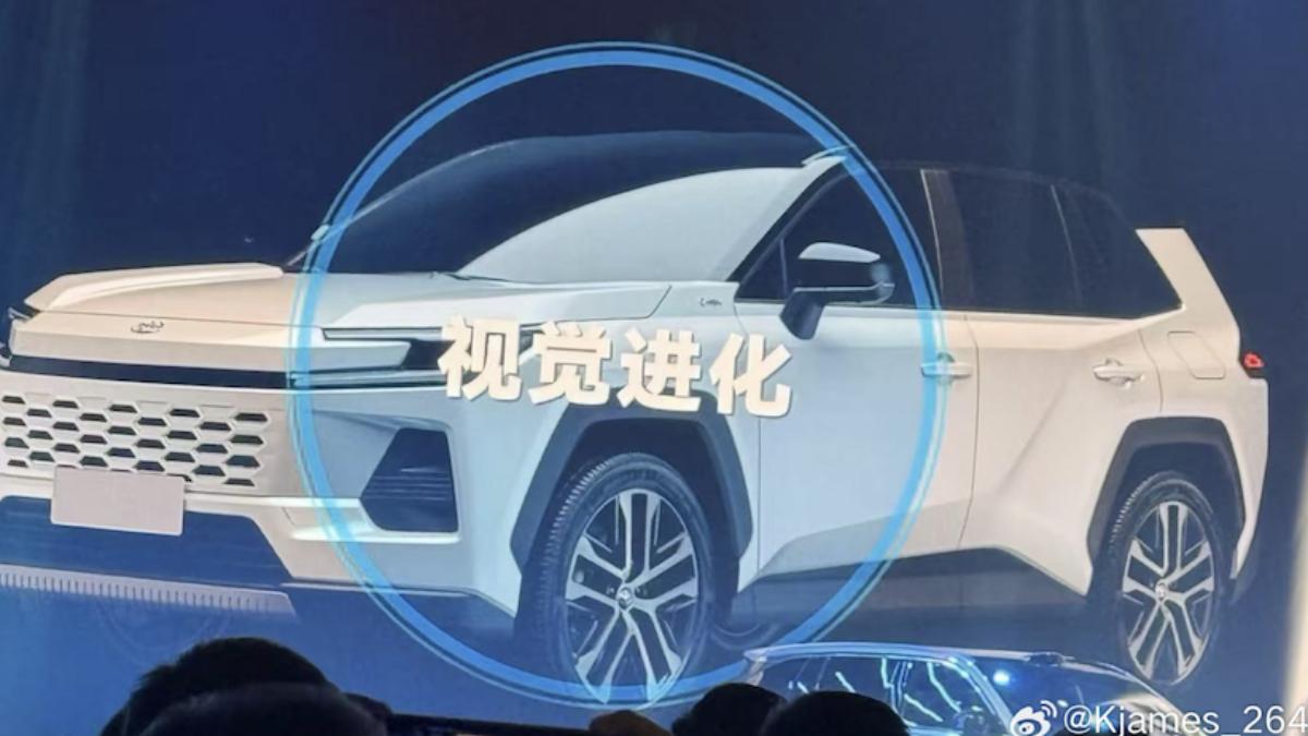 疑似是廣汽豐田內部文件流出第6代Toyota RAV4中國雙生車Wildlander的定裝照 ,可望作為RAV4大改款的借鏡。(圖/ 翻攝自Kjames_264微博)