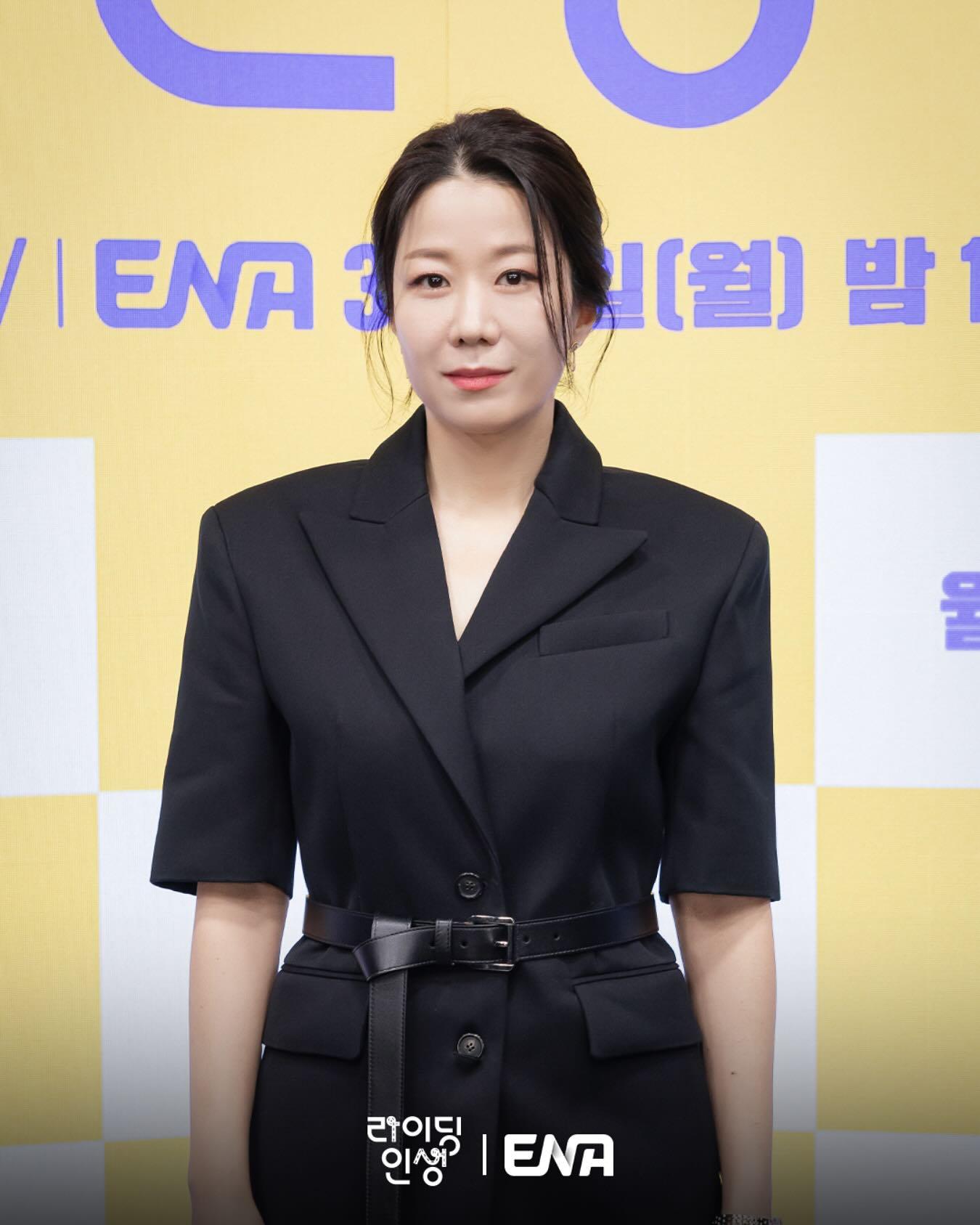 田慧振今天為新作品現身。(圖/翻攝自channel.ena.d IG)