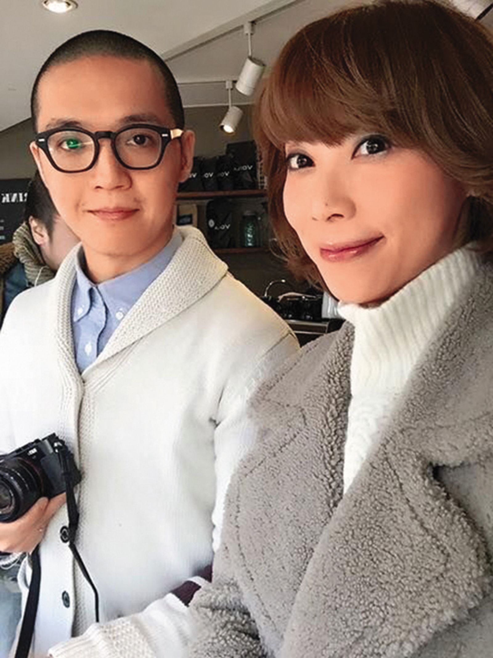 貴婦奈奈(右)和男友黃博健(左)經營的醫美診所,因手術意外導致Melody男友前妻死亡。