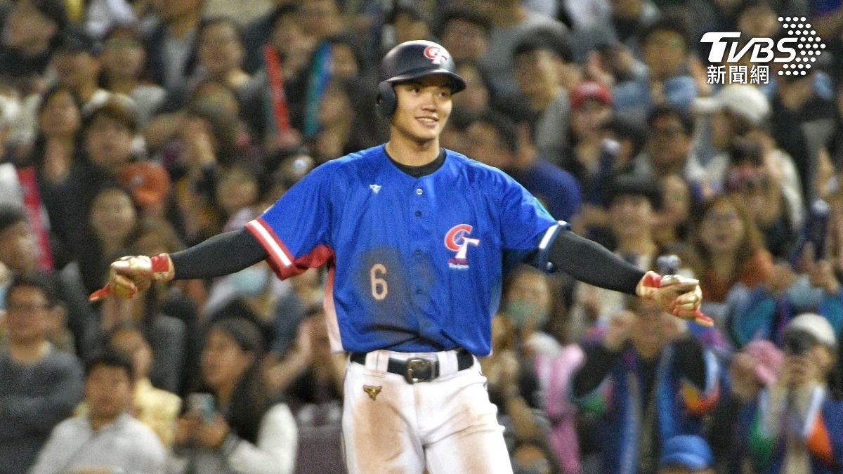 WBC資格賽/最驚奇選手?球迷刷一排「2D天下無敵」:完全被圈粉
