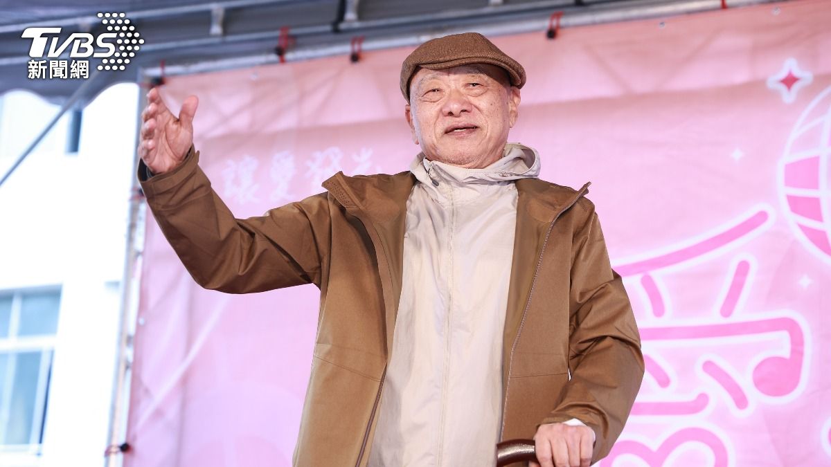 凌峰曾病發昏迷10天,透過復健慢慢恢復。(圖/黃城碩攝)