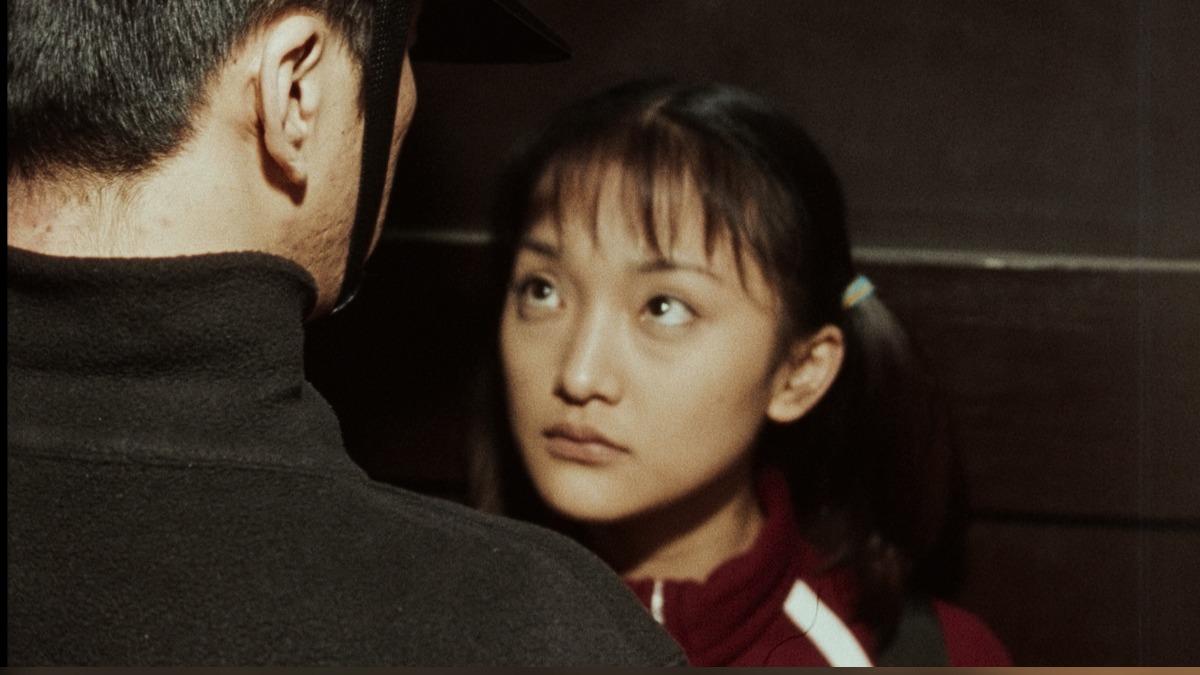 大陸至今仍是禁片!婁燁《蘇州河》登台 曝酒吧裡「一眼相中周迅」