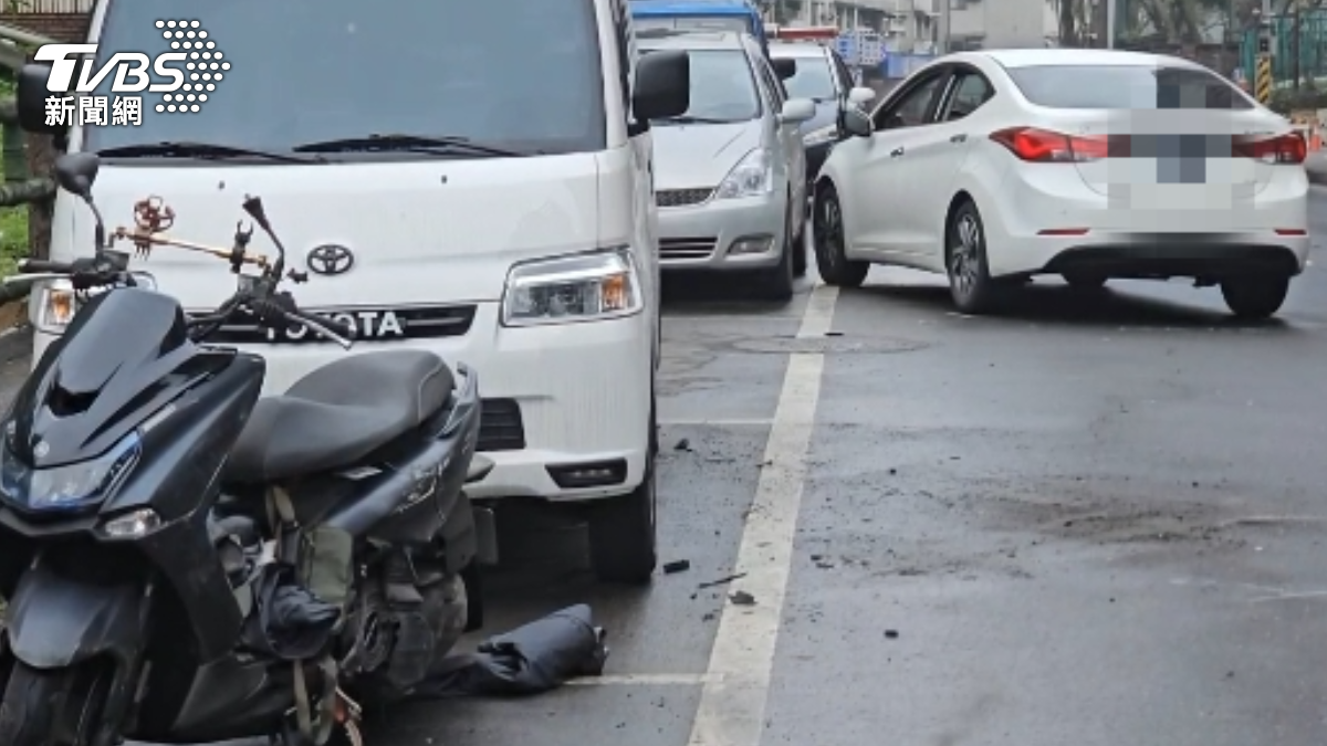 快訊／疑身體不適　基隆男駕車昏迷「逆向衝撞騎士」死亡
