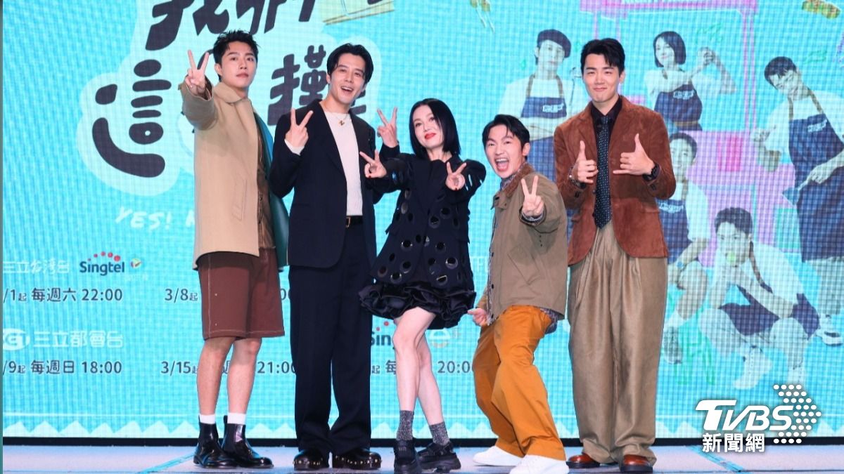 禾浩辰(右起)、苗可麗、蔡昌憲、胡宇威、蔡凡熙錄製《我們這一攤2》將播出。(圖/趙世平攝)