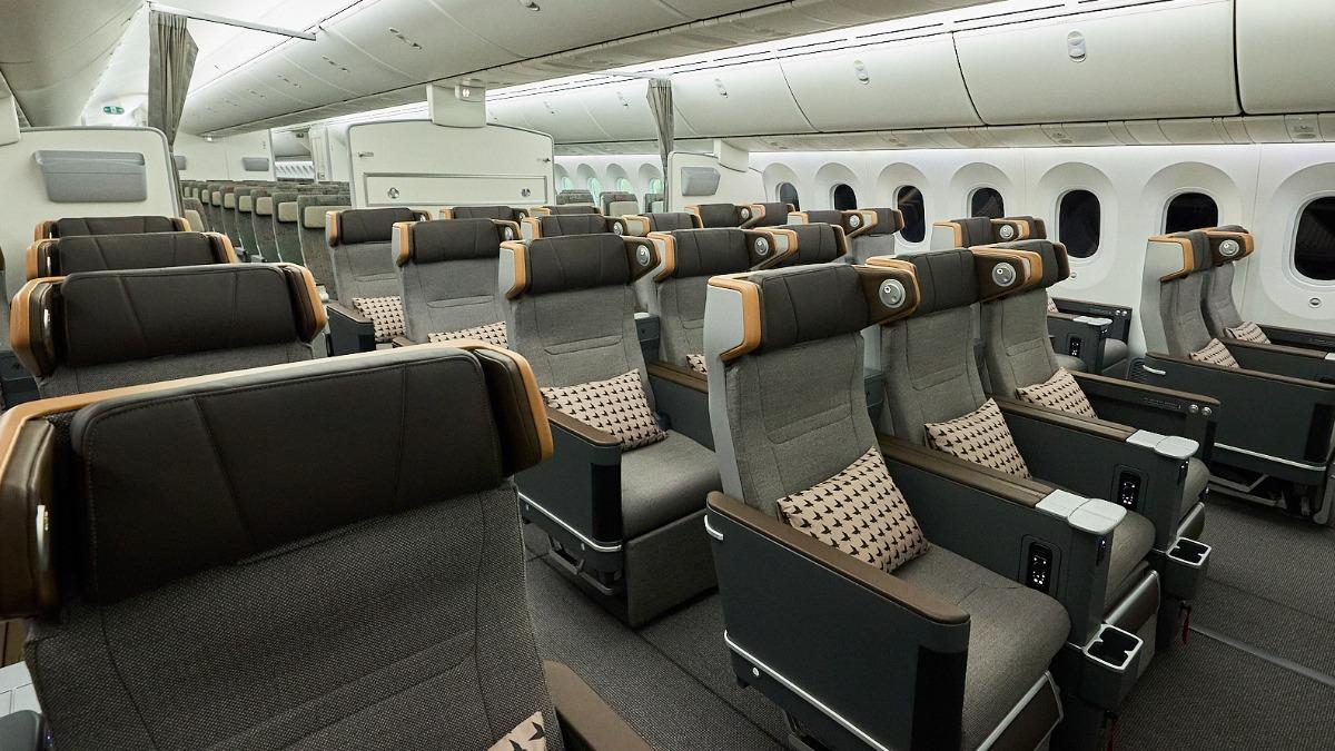 長榮航空嶄新設計的座椅日前正式登台亮相。（圖／長榮提供）