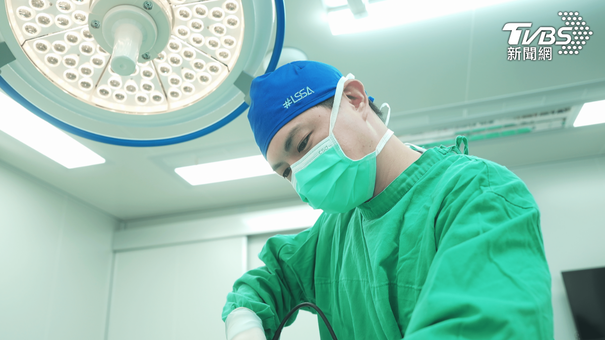 胡守丞醫師說，唯有透過醫學專業的深化與教育推廣，才能有兼具安全、科學與美學的醫療行為