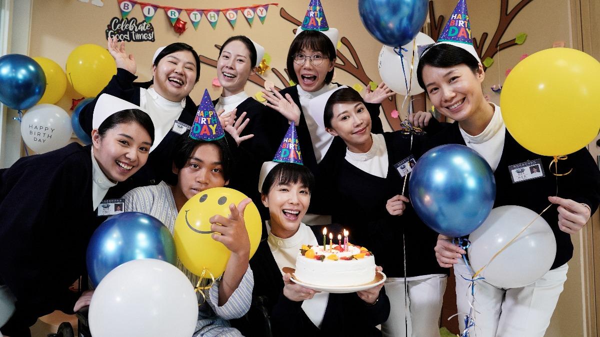 《生日快樂》演出心蓮病房真實故事,護理團隊幫患者圓夢。(圖/大愛提供)