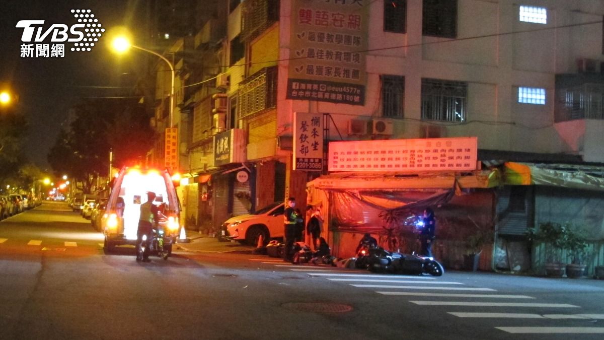 這起事故造成3人受傷。(圖/TVBS)