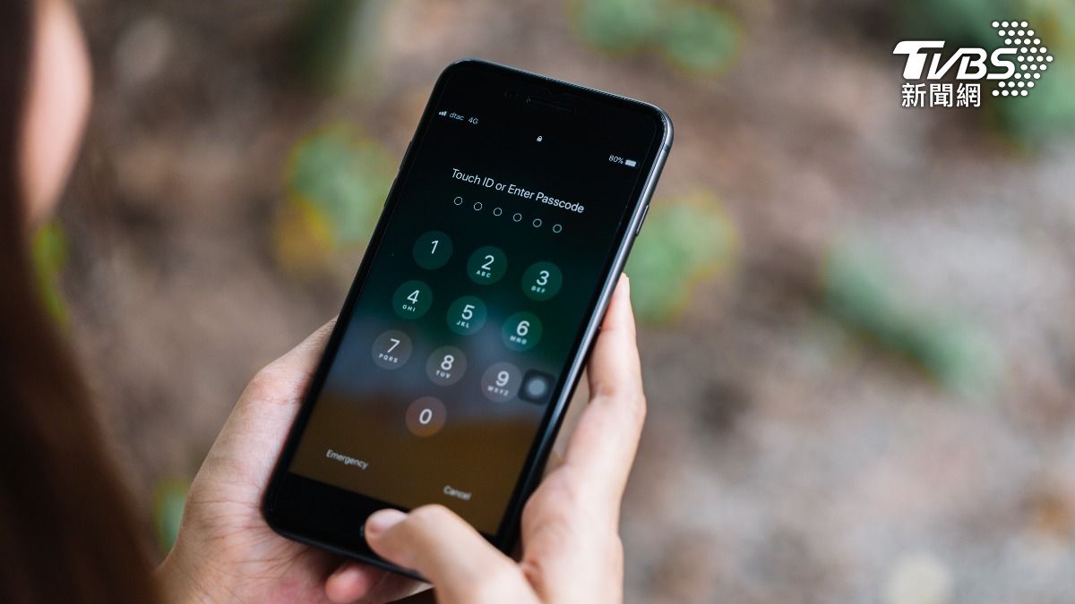 手殘人快看!iPhone輸錯密碼太多次被鎖機 救回2方法曝