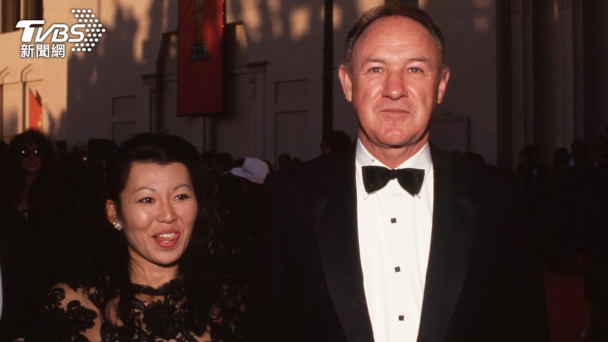 真赫曼(Gene Hackman)與妻子Betsy Arakawa。(圖/達志影像美聯社)