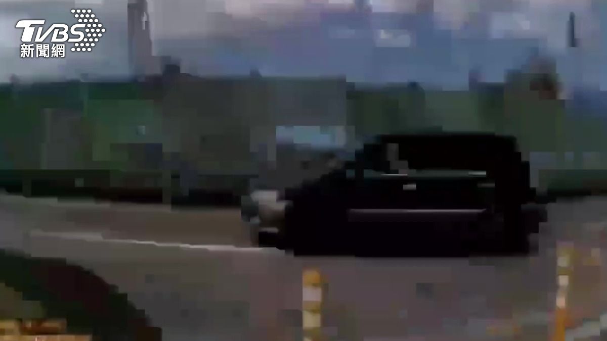 躲酒駕?北市駕駛重陽橋上玩命倒車 警狂追他仍逃逸