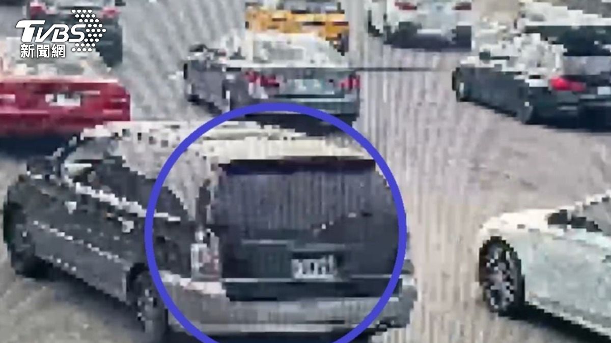 警方根據監視器鎖定住在新北市三重區的車主,將傳喚他到案說明。(圖/TVBS)