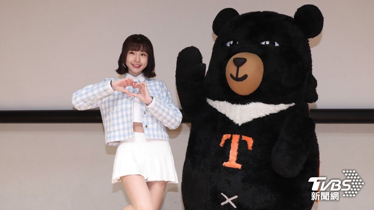 峮峮出席記者會。(圖/黃城碩攝)