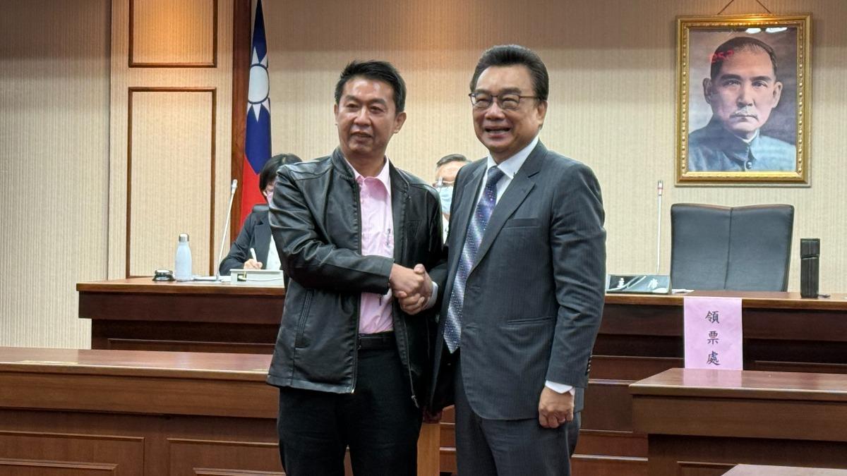 立院8委員會召委出爐「交委會藍讓白1席」 名單一次看