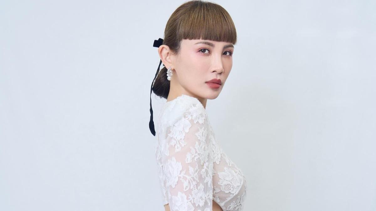 魏如萱相當期待看到打沙灘排球的帥哥。(圖/翻攝自魏如萱臉書)