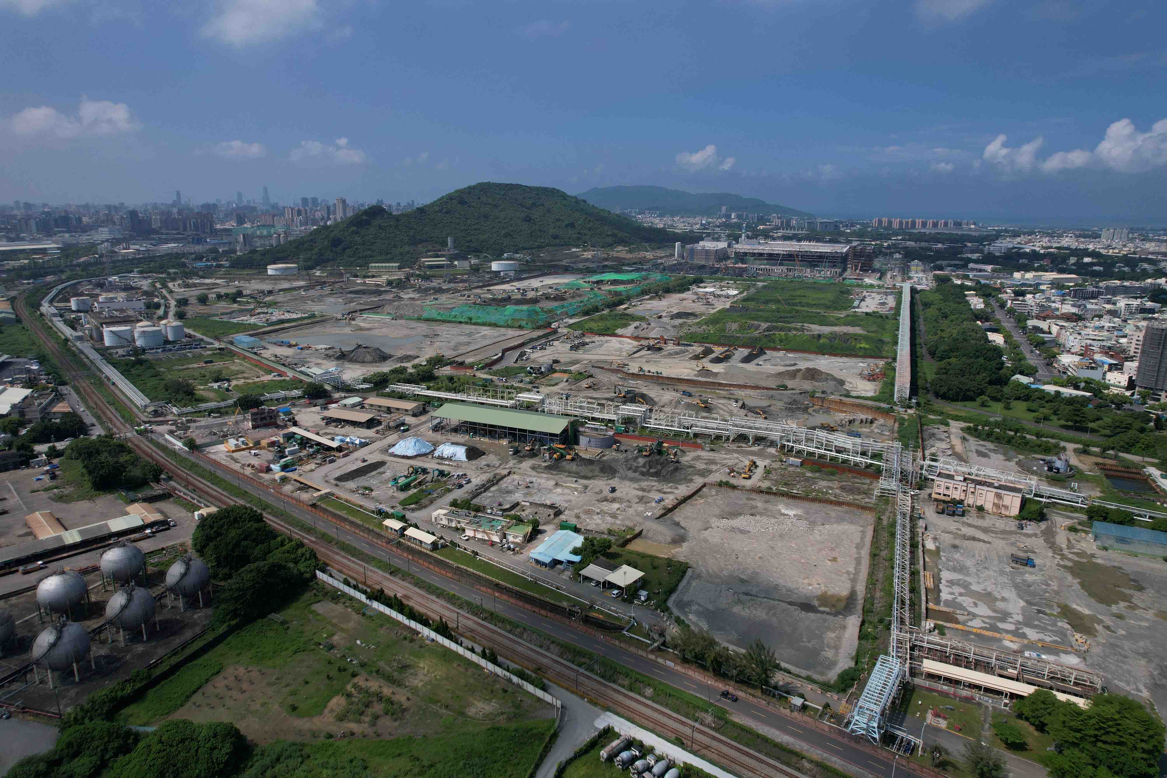 台積電高雄P4、P5廠環評審查通過，民團提訴求。（圖／中央社）