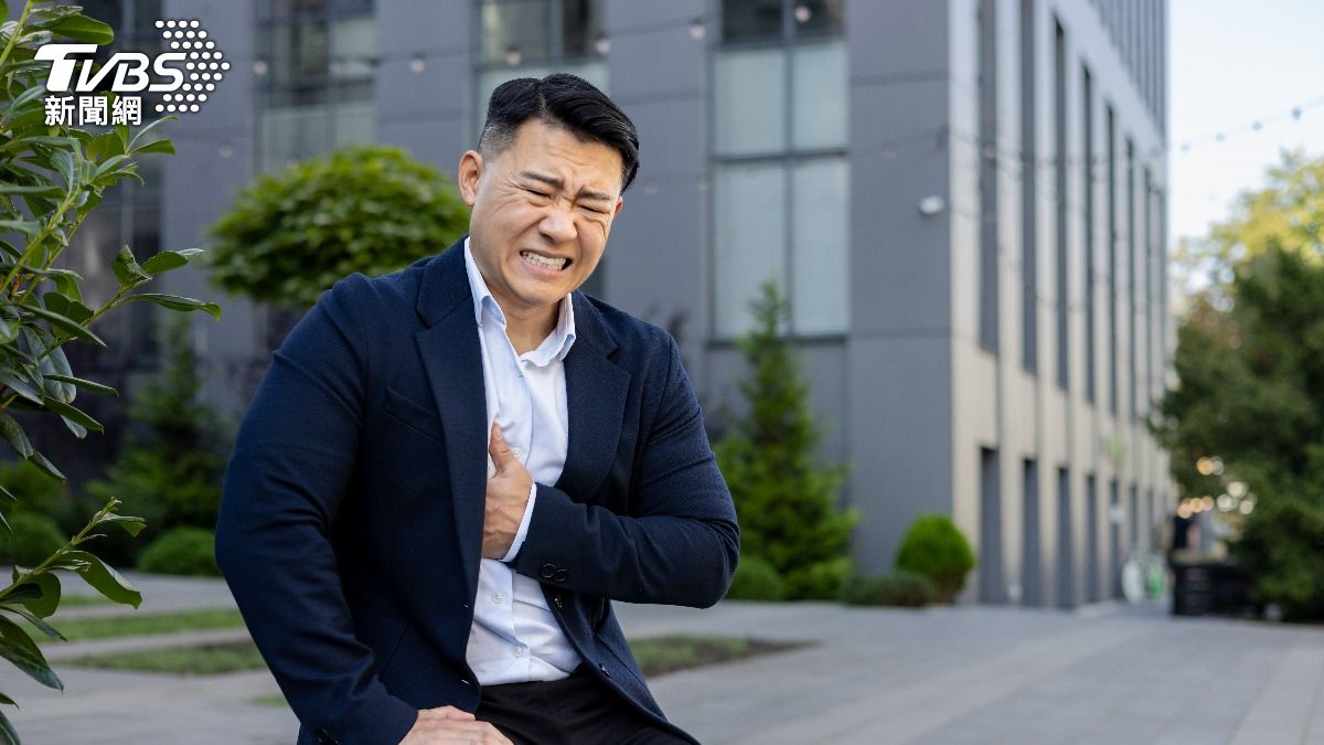 36歲的簡先生5年多前心跳不時加速。（示意圖／shutterstock達志影像）