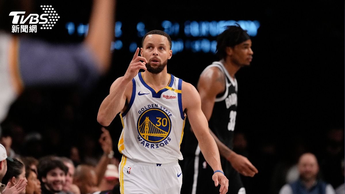NBA/柯瑞狂砍40分力挽狂瀾 勇士克服20分落後逆轉籃網