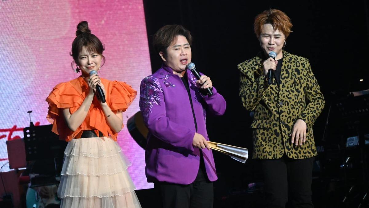 翁鈺鈞(左起)、陳昭瑋和陳孟賢日前在雲頂開演唱會。(圖/翻攝自翁鈺鈞臉書)