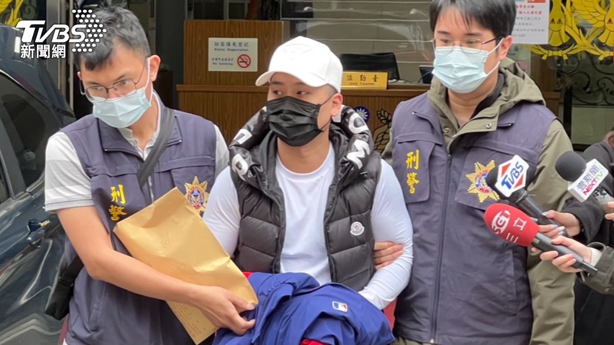 獨／幫王大陸打人！疑說好讓「小阿俊」會別女友　她咖啡廳內緊抓手不放