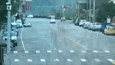 保時捷沿路撞6車。(圖/TVBS)