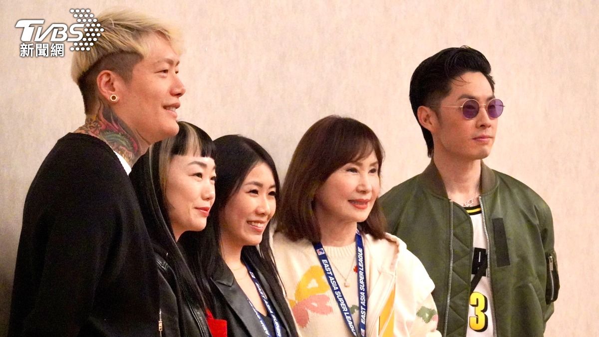吳建豪一家人到澳門觀看東超四強。(圖/區國強攝)