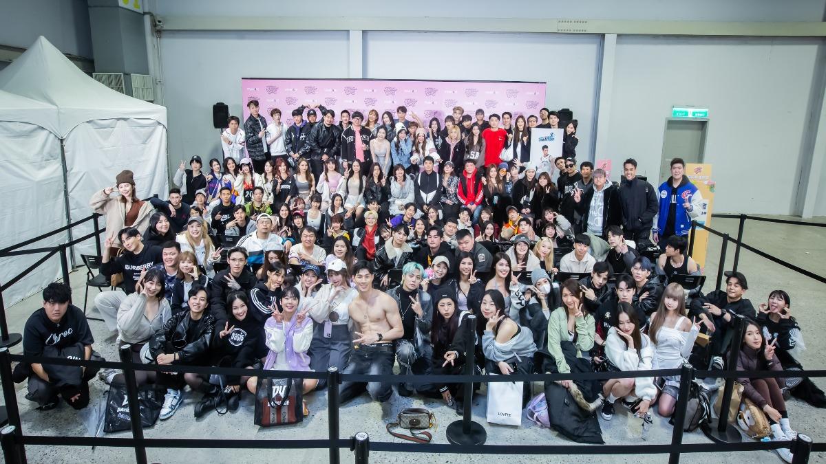 熠凱34歲生日吸引超過300位藝人、網紅齊聚祝賀。(圖/熠凱提供)