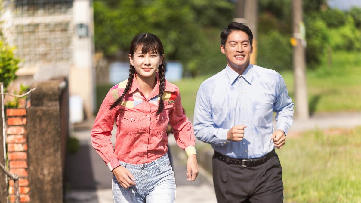 許孟哲《火車來去》癡情「男二」圈粉 他看到留言後哭笑不得