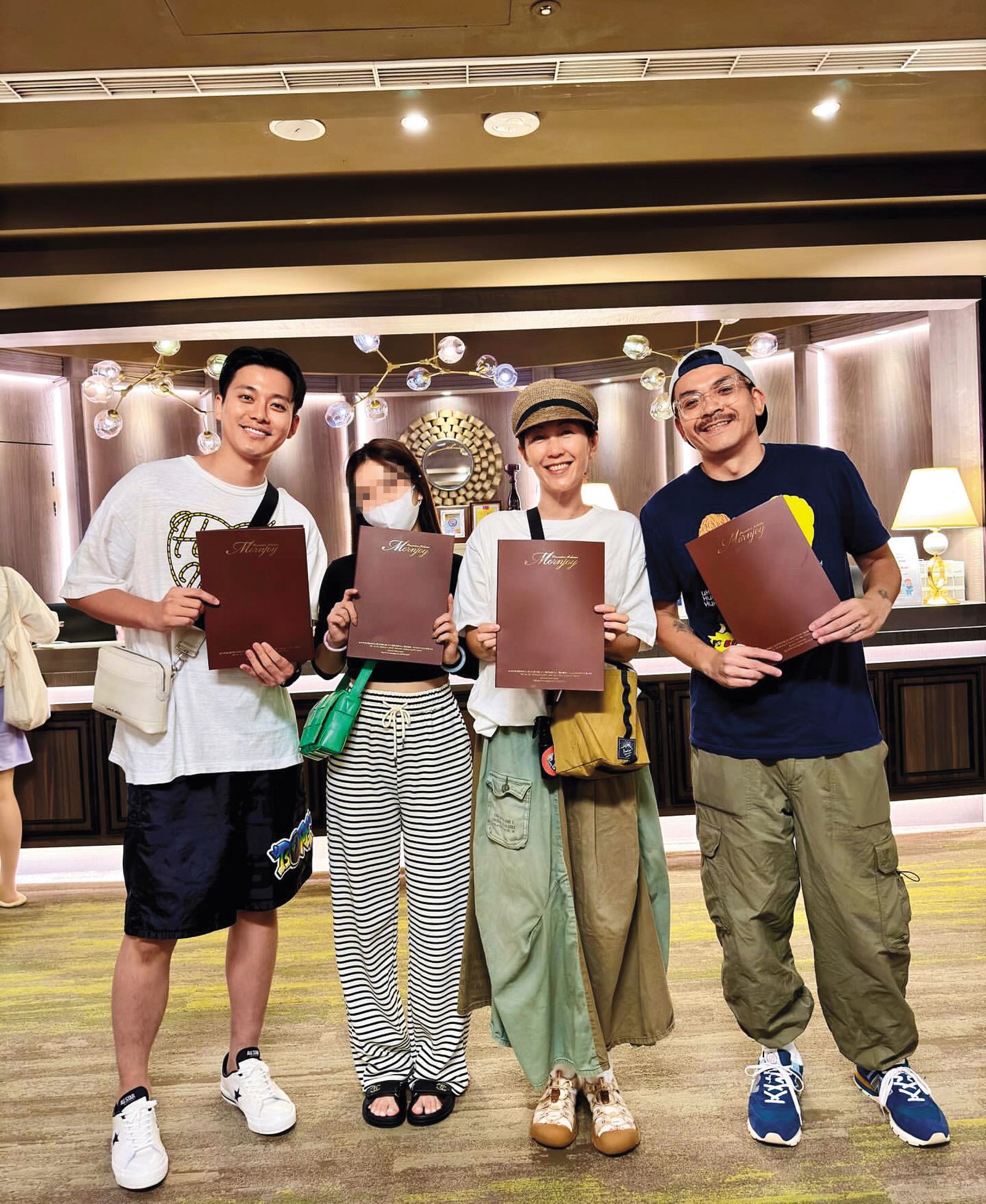 前年李唯楓(左起)曾帶女友和GiGi、史丹利夫妻一起去健康檢查。(圖/翻攝自李唯楓IG)