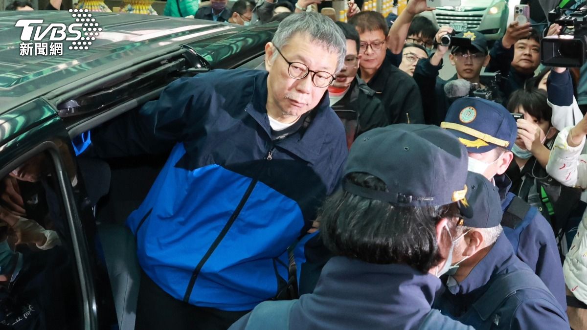 快訊／趕抵告別式！柯文哲淚：父親臨終等不到我「是我一生的遺憾」