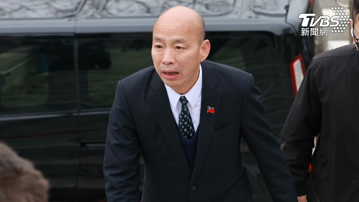 立法院長韓國瑜出席柯文哲父親告別式會場。(圖/潘建樺攝)