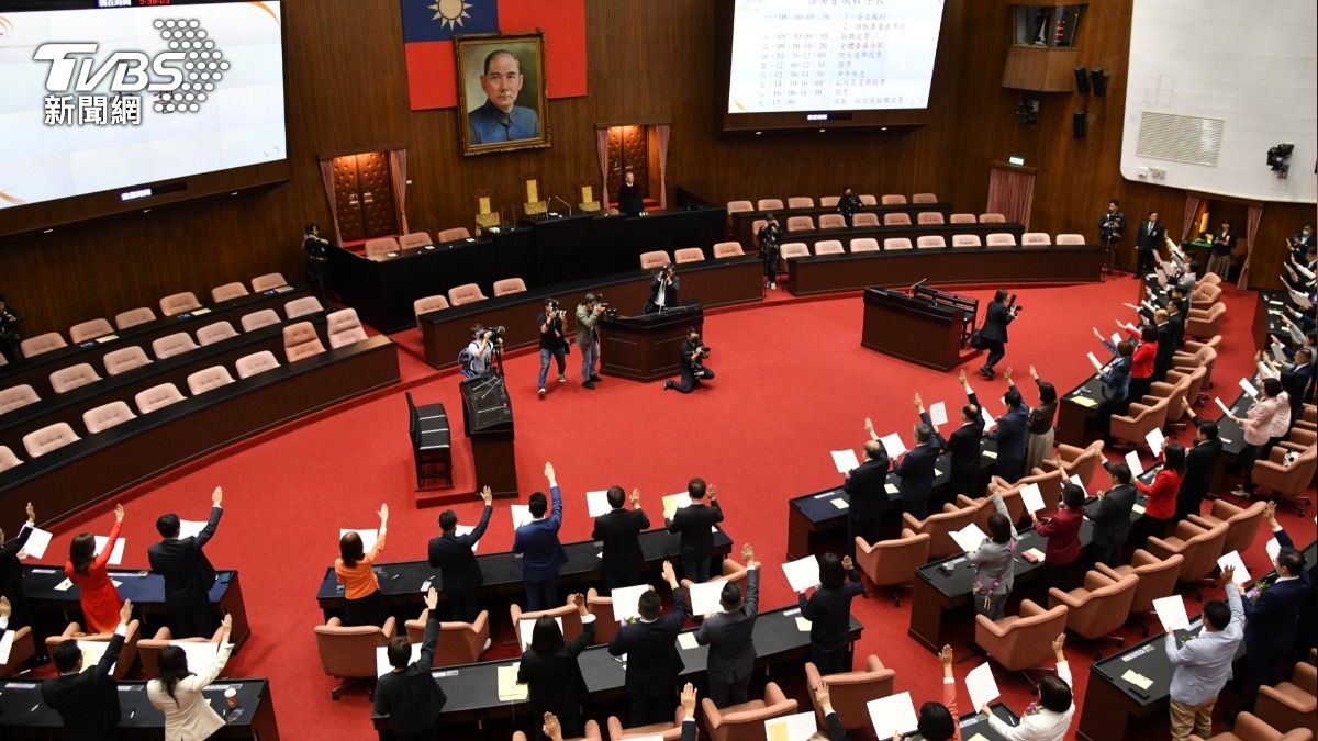 大罷免一階32:0!法律爭議互咬 洩個資、收募款誰違法?