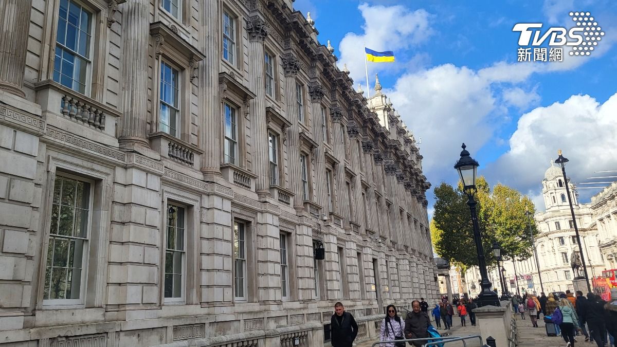 減少國庫開支!英擬加強汰除不適任公務員 高官將按實績計薪